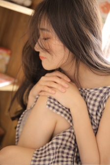 乖把屁股翘起来喷出来H
